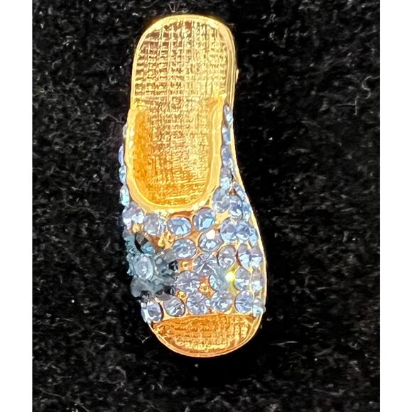 NWT Angie Designer Collection Blue Rhinestone Jeweled Slipper Sandal Brooch Pin - Picture 2 of 8